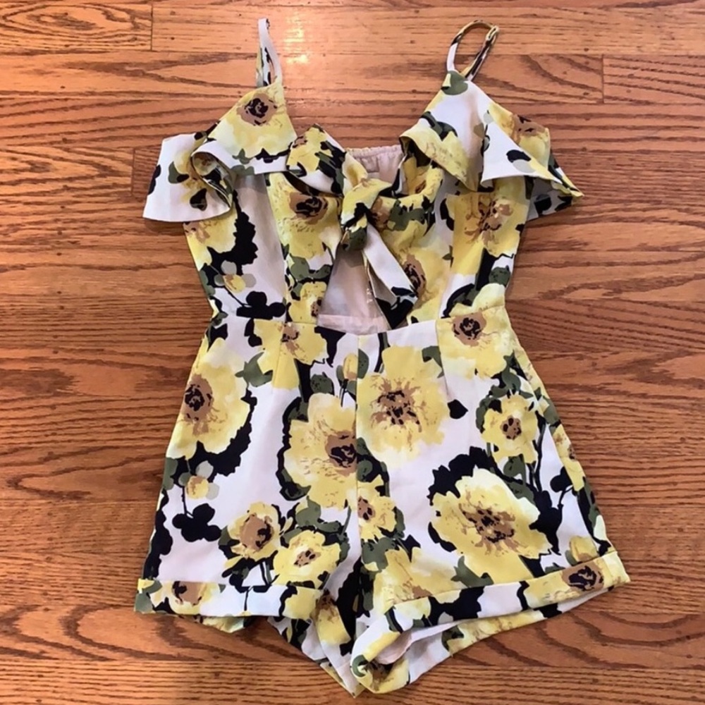 J.O.A. NWT Romper Size XS